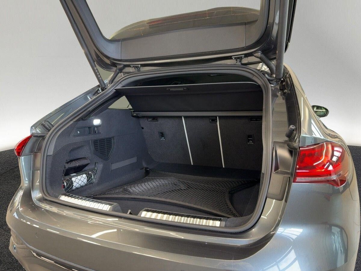 Audi A5 Avant TDI quattro Head-Up Matrix B&O AHK Audi A5 Avant TDI quattro Head-Up Matrix B&O AHK