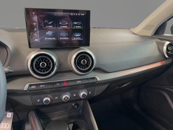 Audi Q2 advanced 40 TFSI quattro Kamera Leder AHK Sportsitze