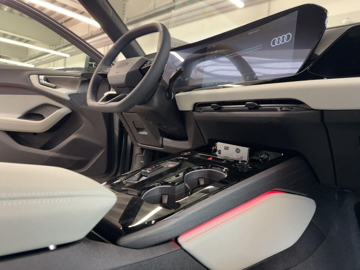 Audi A5 Avant TDI quattro Head-Up Matrix B&O AHK Audi A5 Avant TDI quattro Head-Up Matrix B&O AHK