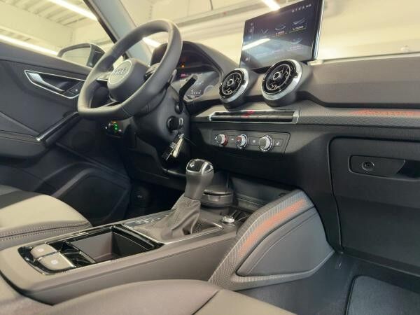 Audi Q2 advanced 40 TFSI quattro Kamera Leder AHK Sportsitze