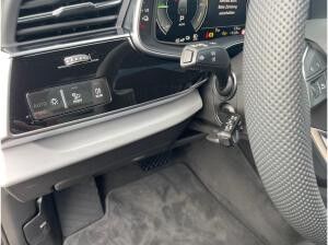 Audi Q7 55TFSIe qu S line Matrix AHK Pano B&O