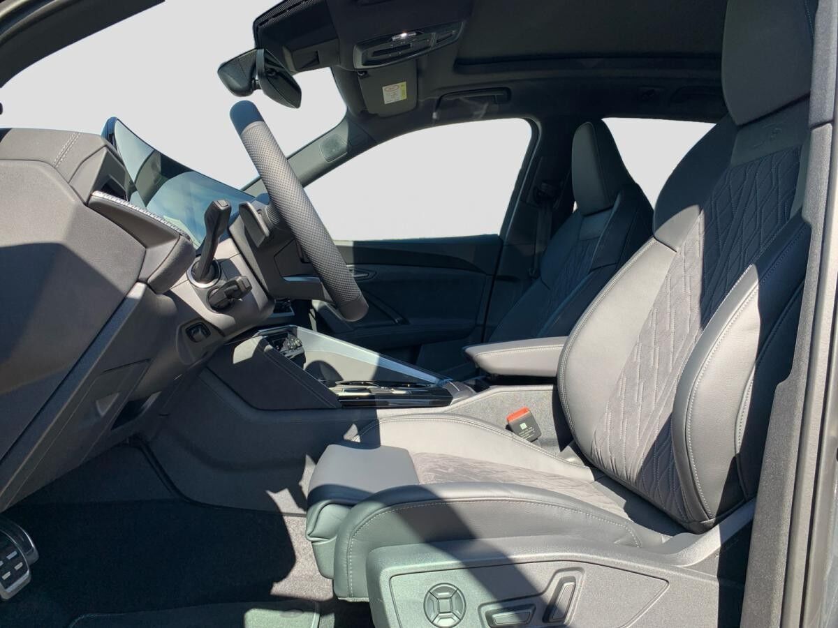 Audi Q5 SUV TDI quattro S tronic