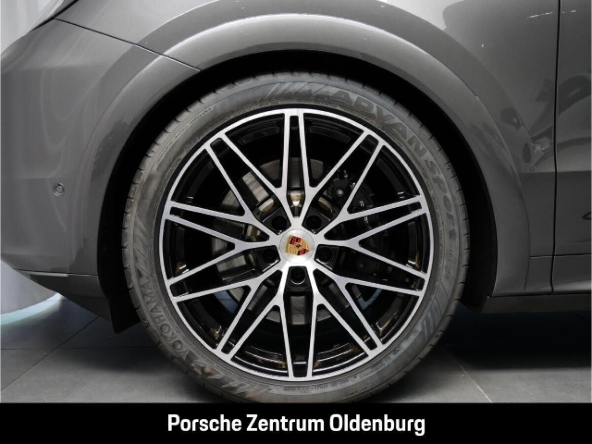 Porsche Cayenne GTS Coupe HuD Matrix Standheizung AHK