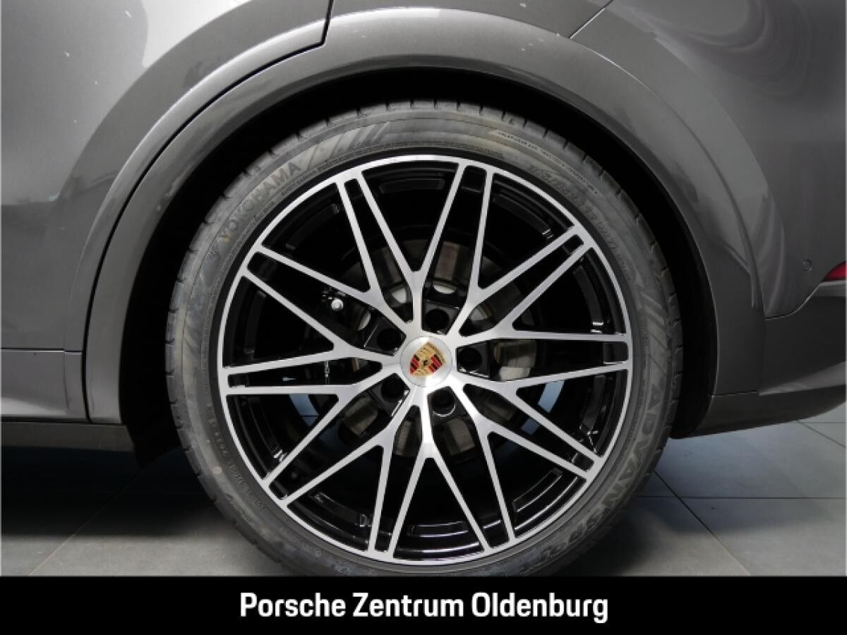 Porsche Cayenne GTS Coupe HuD Matrix Standheizung AHK