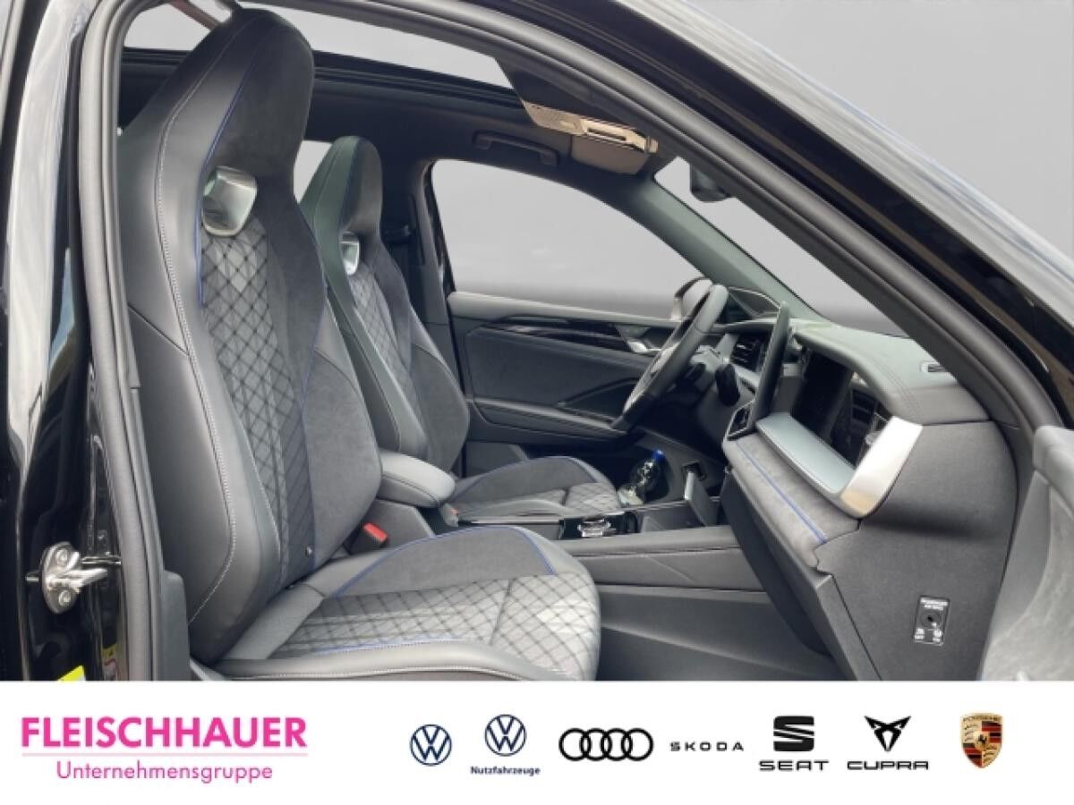 Volkswagen Tayron 1.5 TSI eHybrid R-Line AHK MATRIX PANO IQ.DRIVE