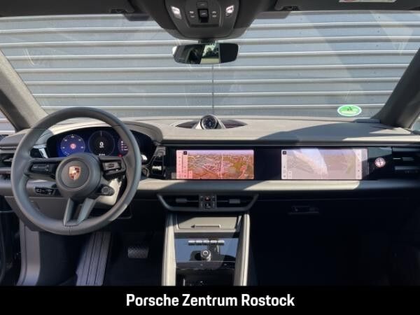 Porsche Macan 4