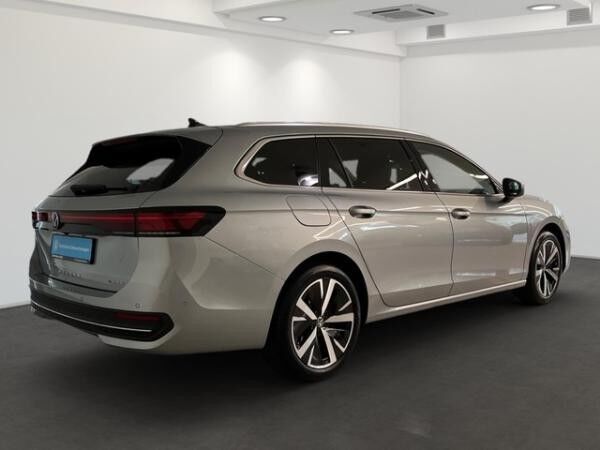 Volkswagen Passat Variant 1.5 TSI e-Hybrid DSG Business AHK Navi LED Kamera Tempomat