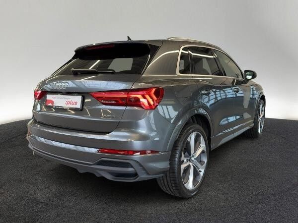 Audi Q3 45 TFSI quattro S line Pano Matrix AHK Kamera