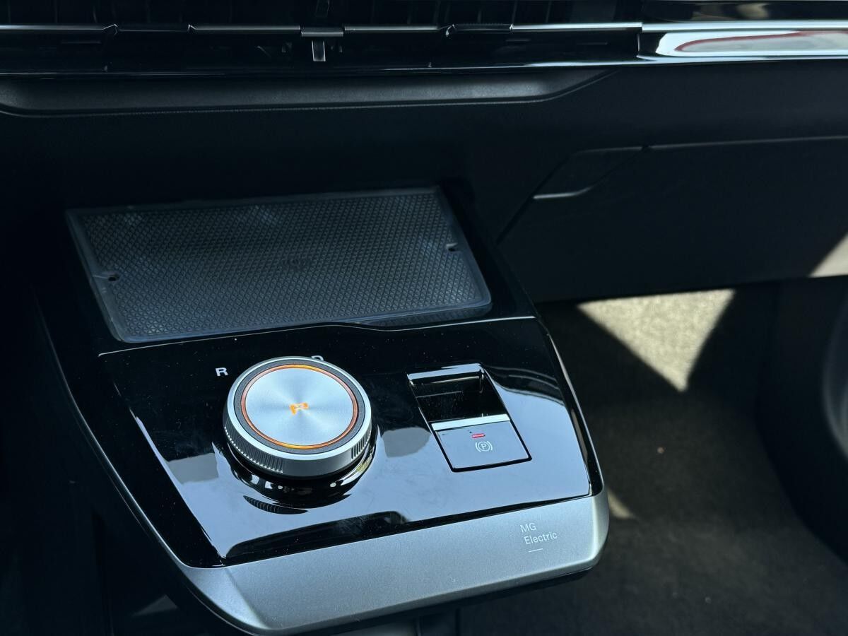 MG MG4 Standard LAGER PRIVATLEASING - versch. FARBEN