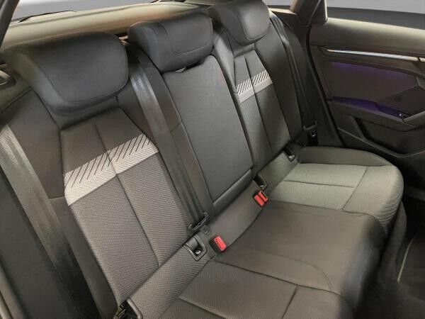Audi A3 Sportback 35 TDI S line AHK Matrix LM 18" Navi RFK ACC
