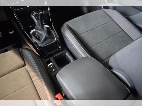 Volkswagen T-Roc R-Line 2.0 l TDI DSG LED NAVI SHZ