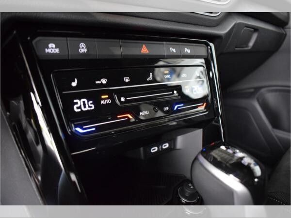 Volkswagen T-Roc R-Line 2.0 l TDI DSG LED NAVI SHZ