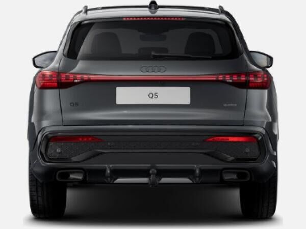 Audi Q5 e-hybrid quattro 220 kW S-tronic 0,5 % Verst. + TECH PLUS+ AHK + PANO + 360°+ LED + S-line