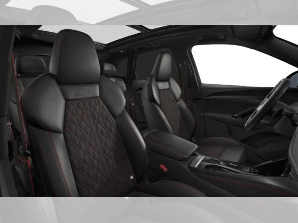 Audi Q5 e-hybrid quattro 220 kW S-tronic 0,5 % Verst. + TECH PLUS+ AHK + PANO + 360°+ LED + S-line