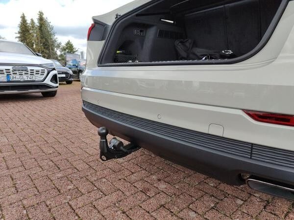 Audi Q8 SUV 55 TFSI e quattro tiptronic