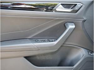 Volkswagen T-Roc UPE br. 55.245,- R-Line 2.0 l TSI 4Motion / VLW