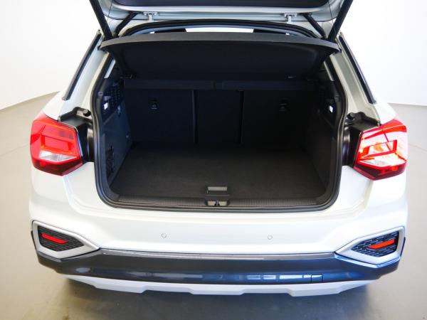 Audi Q2 30 TFSI advanced LED AHK virt. Cock. DAB