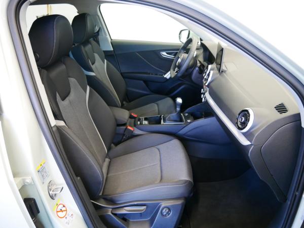 Audi Q2 30 TFSI advanced LED AHK virt. Cock. DAB