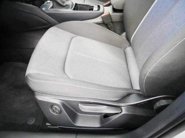 Audi Q2 30 TFSI advanced LED AHK virt. Cock. DAB