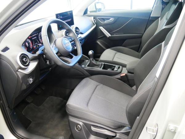 Audi Q2 30 TFSI advanced LED AHK virt. Cock.