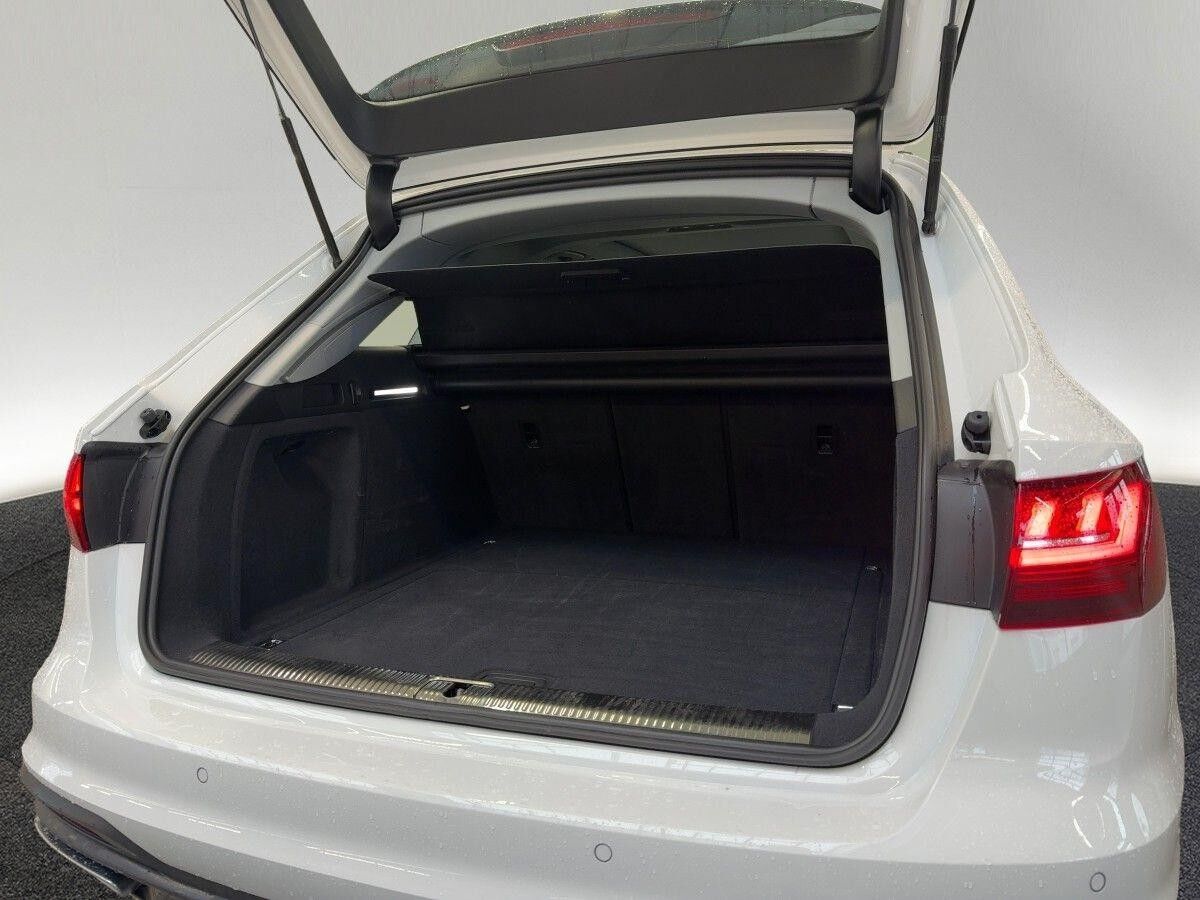 Audi A4 Avant 35 TFSI Pano Matrix LED Sportsitze