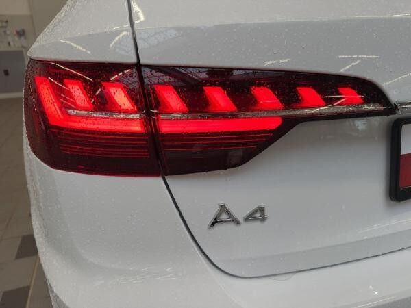 Audi A4 Avant 35 TFSI Pano Matrix LED Sportsitze