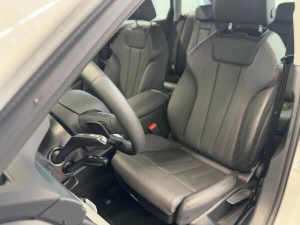 Audi A4 Avant 35 TFSI Pano Matrix LED Sportsitze