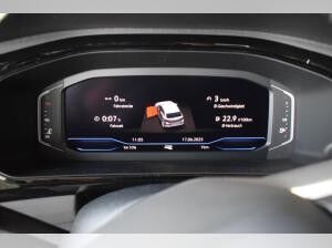 Volkswagen T-Roc R-Line 2.0 l TDI DSG AHK NAVI KAMERA Volkswagen T-Roc R-Line 2.0 l TDI DSG AHK NAVI KAMERA