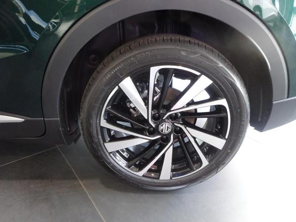 MG ZS Hybrid + Luxury Automatik