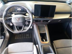 Cupra Born Edition Dynamic Sennheiser Ganzjahresreifen Wärmepumpe Skyline Top View