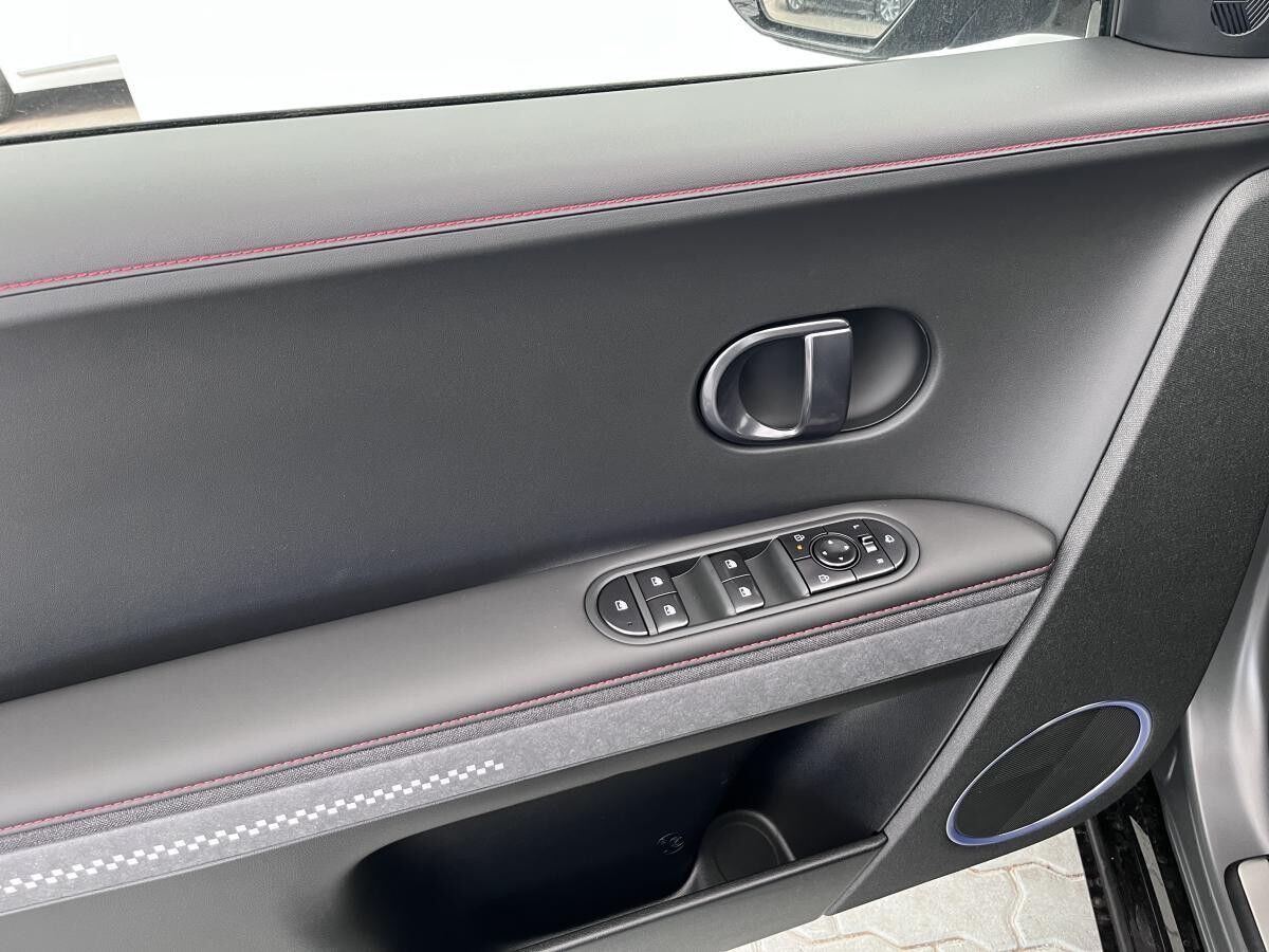 Hyundai IONIQ 5 (MY25) 84 kWh (229 PS) 2WD N LINE, Sitz-Paket