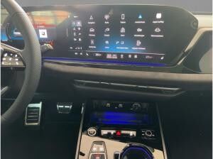 Audi A5 Avant e-Hybrid qu S-Line AHK-VORB. HuD PANO Audi A5 Avant e-Hybrid qu S-Line AHK-VORB. HuD PANO