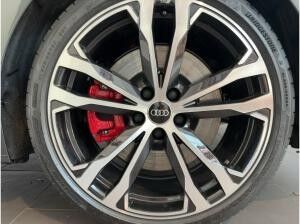 Audi A5 Avant e-Hybrid qu S-Line AHK-VORB. HuD PANO Audi A5 Avant e-Hybrid qu S-Line AHK-VORB. HuD PANO