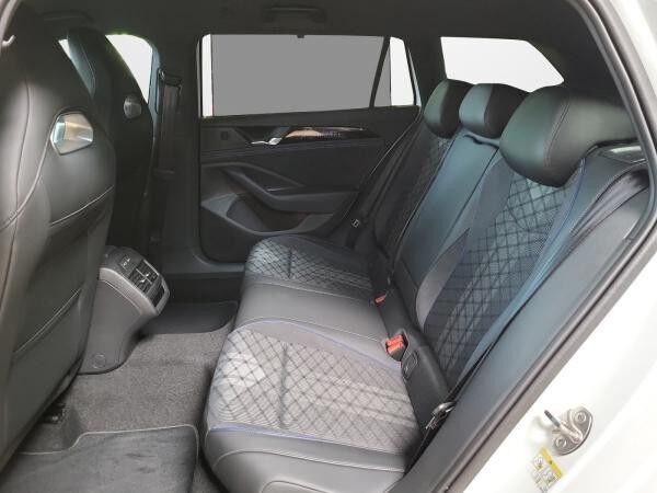 Volkswagen Passat Variant 2.0 TDI DSG R-line