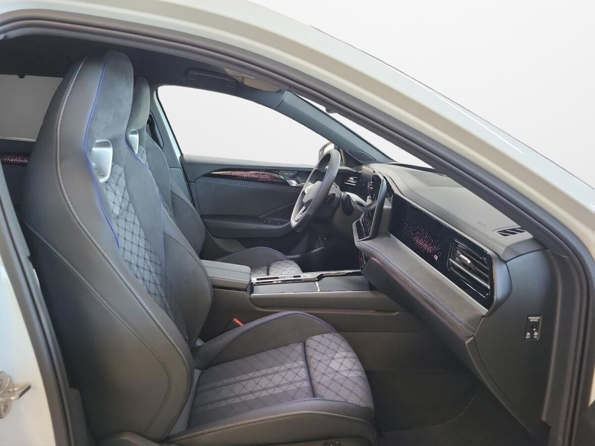 Volkswagen Passat Variant 2.0 TDI DSG R-line