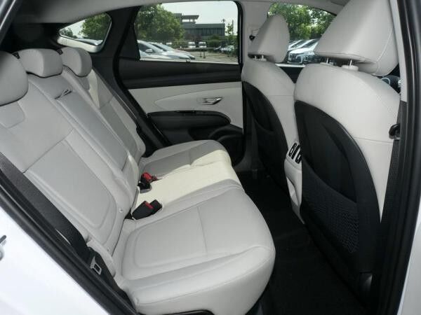 Hyundai Tucson PRIME MATRIX ASSIS.-PAKET PANO 360° LEDER