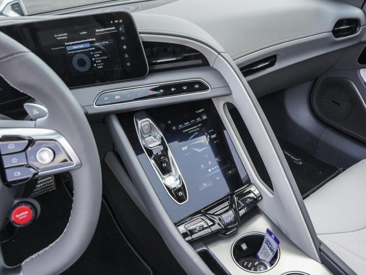 MG Cyberster ⚡ Der vollelektrische Roadster der Zukunft!⚡