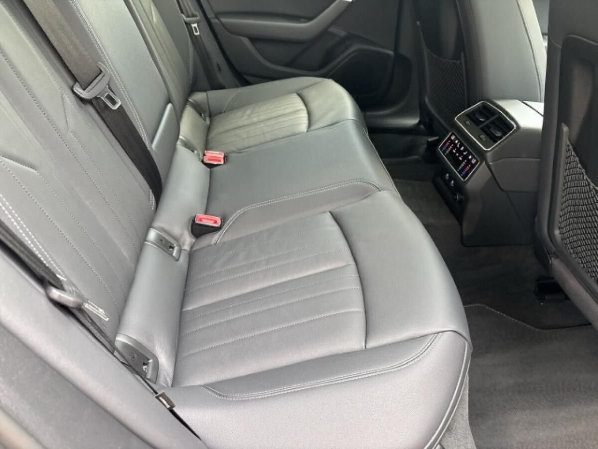 Audi A6 Avant 40 TDI sport Matrix HuD Navi Kamera Memory