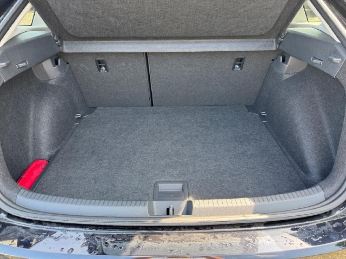 Volkswagen Taigo Move 1.0 TSI LED Navi Climatronic Sitzheizung