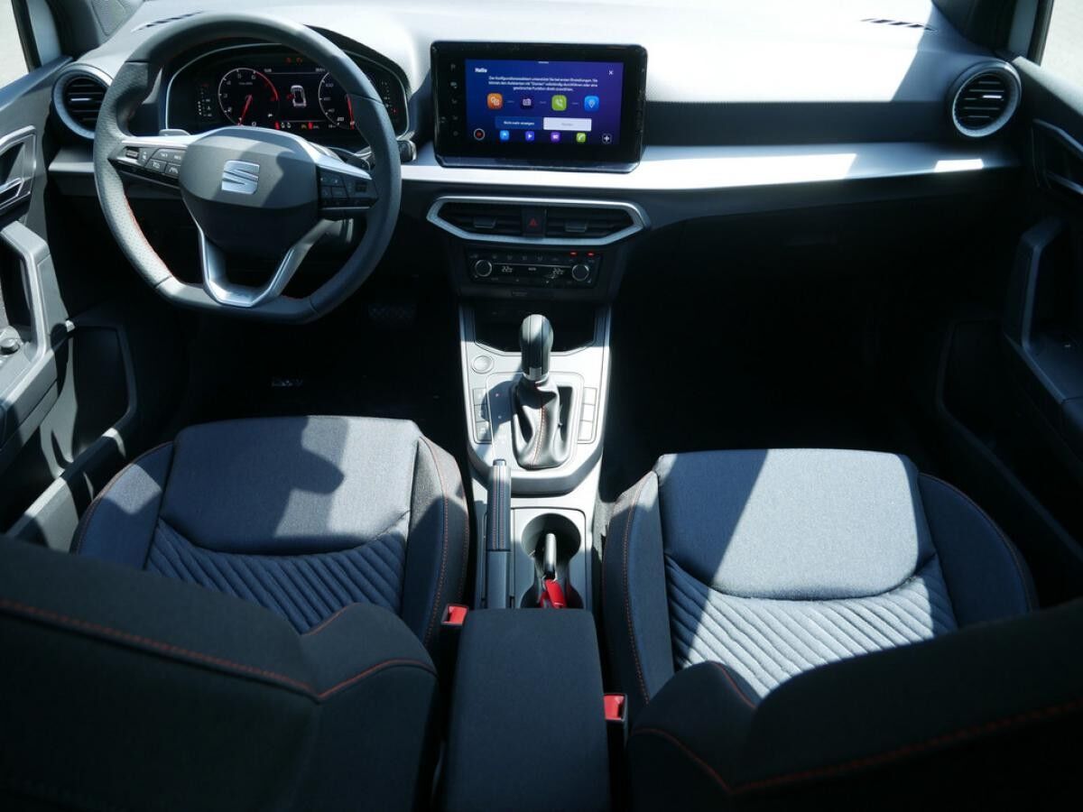 Seat Arona FR Black Edition 1.5 TSI - SHZ NAVI ACC LED *SN567*