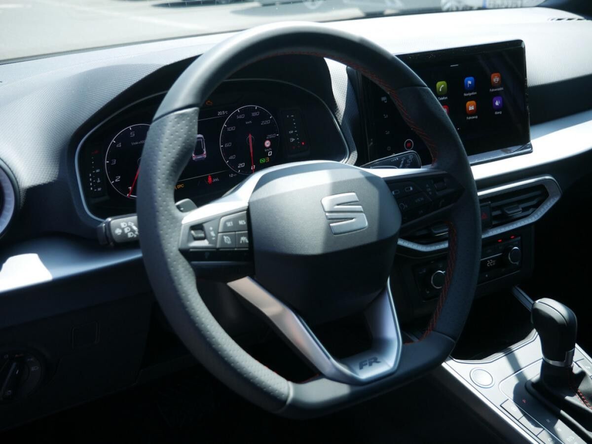 Seat Arona FR Black Edition 1.5 TSI - SHZ NAVI ACC LED *SN567*