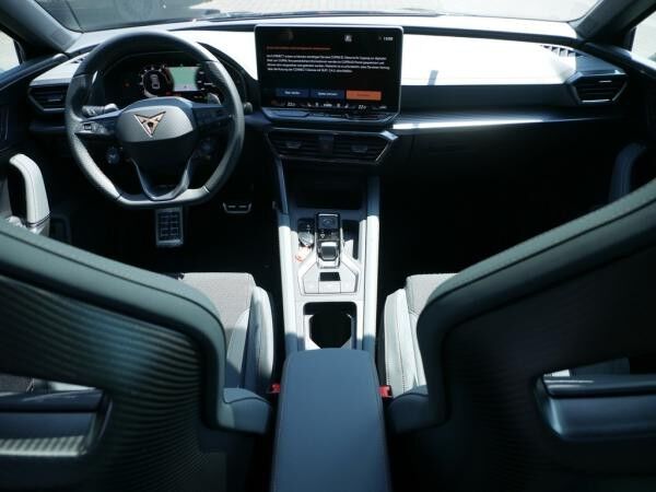 Cupra Leon Sportstourer VZ Extreme 2.0 TSI 4Drive - PANO *SN614*