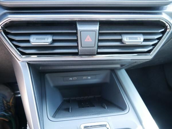 Cupra Leon Sportstourer VZ Extreme 2.0 TSI 4Drive - PANO *SN614*