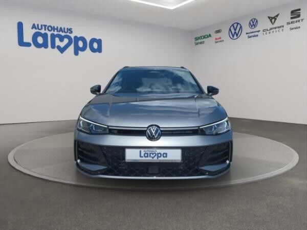 Volkswagen Passat R-Line 4Motion 2.0 TDI DSG AHK,AreaView,Matrix