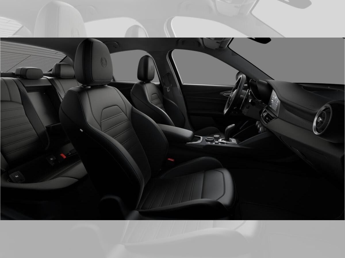 Alfa Romeo Giulia Quadrifoglio 520PS | AKRAPOVIC | SOFORT VERFÜGBAR | Gewerbe