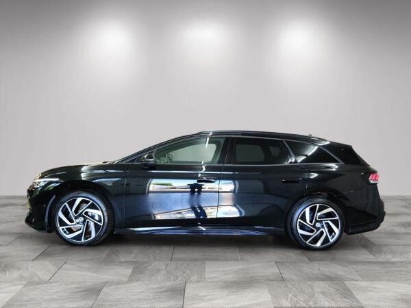 Volkswagen ID.7 Tourer Pro S h/AHK/Matrix/WäPu/01.30Garantie