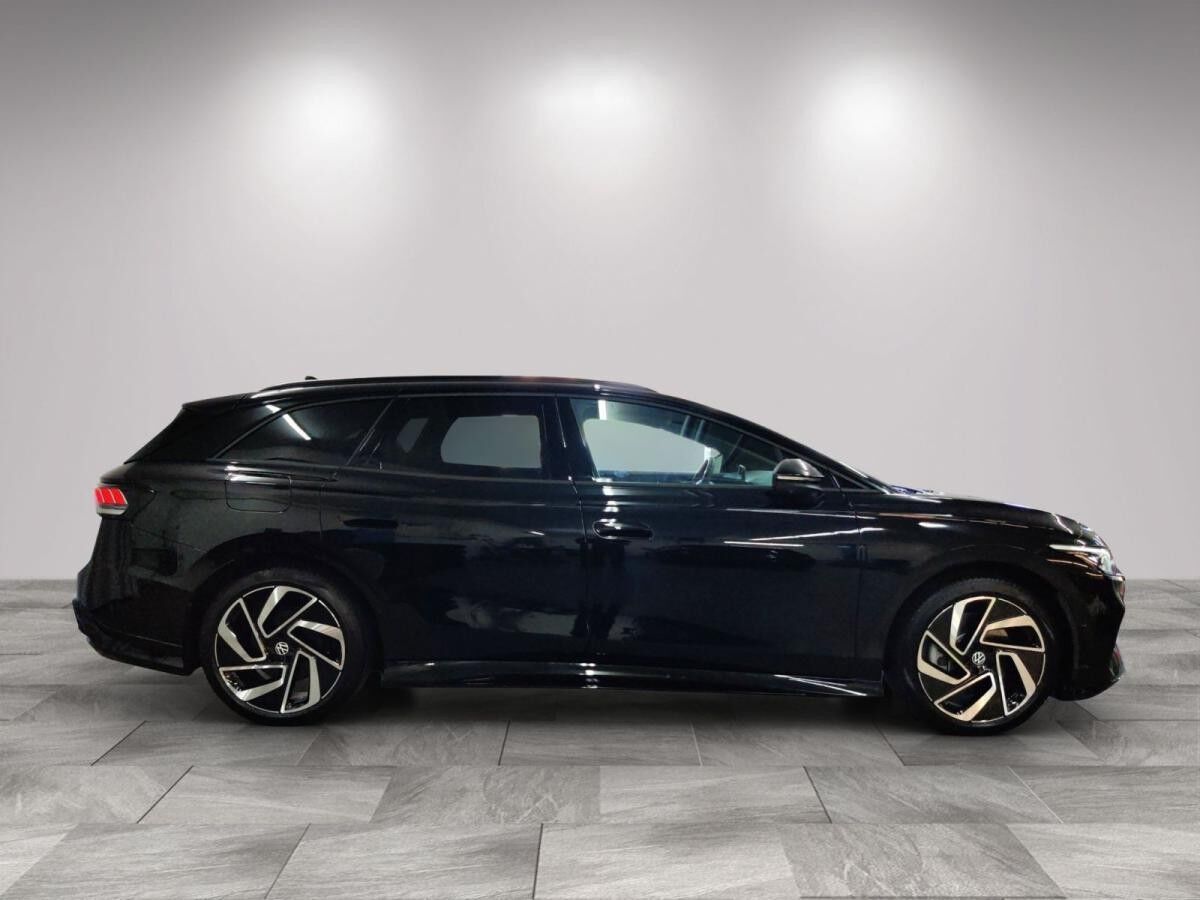 Volkswagen ID.7 Tourer Pro S h/AHK/Matrix/WäPu/01.30Garantie