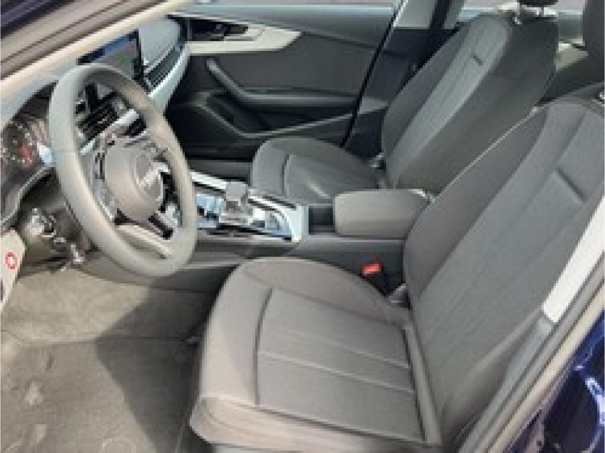 Audi A4 35 TFSI S-Tronic Limousine (8WC)