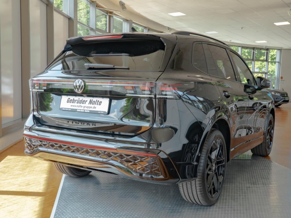 Volkswagen Tiguan R-Line 2,0 l TSI OPF 4MOTION 150 kW (204 PS) 7-Gang DSG **sofort Verfügbar!!**