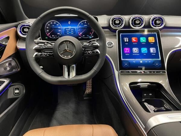 Mercedes-Benz CLE 200 Coupé 180 Coupe Edition AMG Panodach Burmester Digitallight 20Zoll